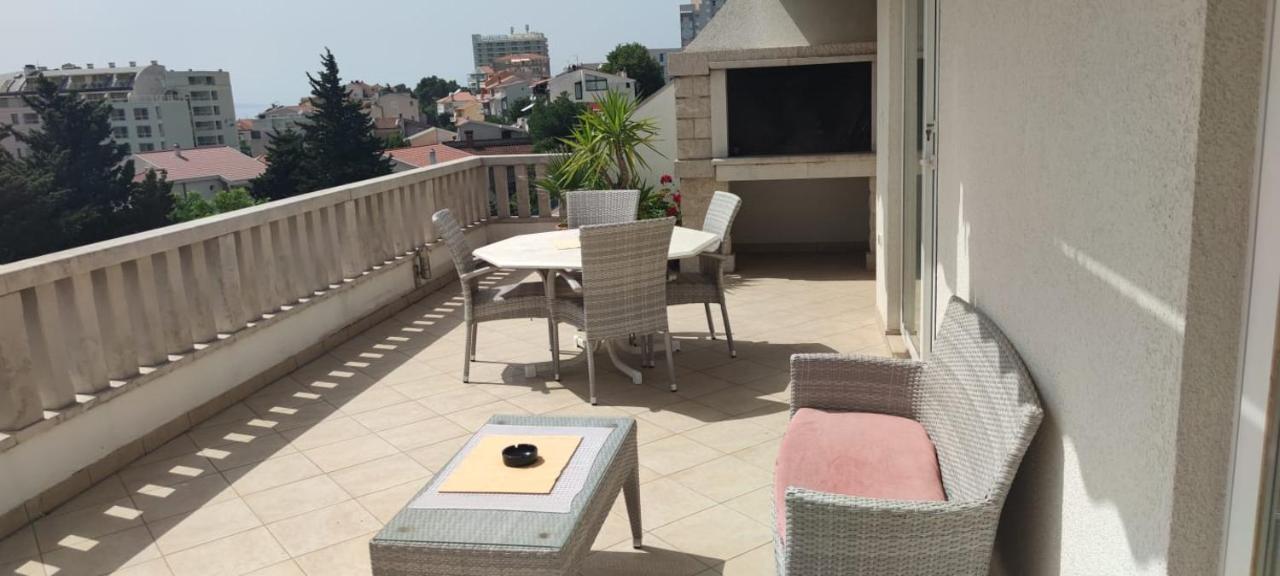 شقة Happy Basset Terrace ماكارسكا المظهر الخارجي الصورة