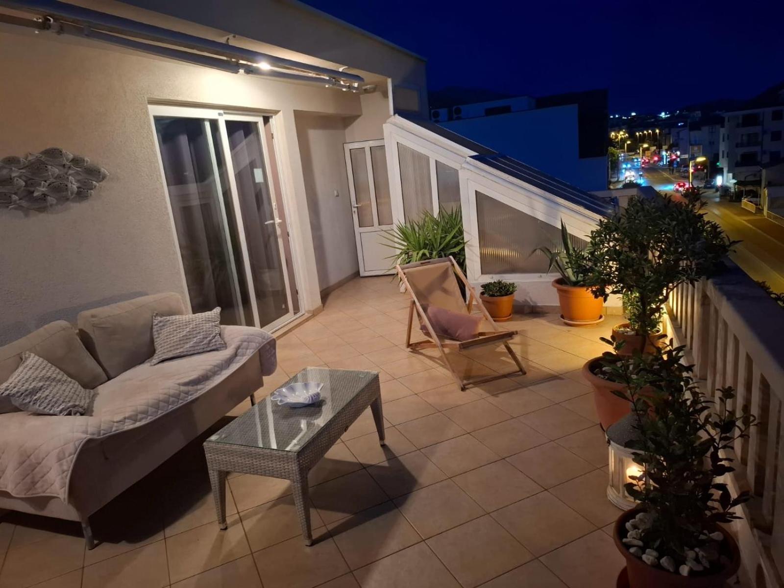 شقة Happy Basset Terrace ماكارسكا المظهر الخارجي الصورة