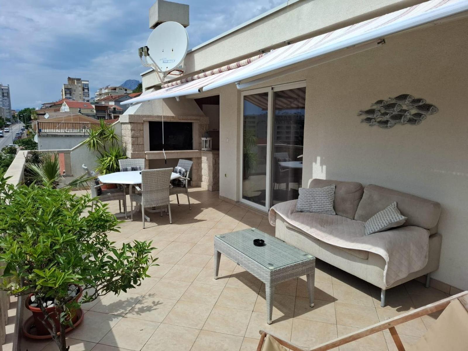 شقة Happy Basset Terrace ماكارسكا المظهر الخارجي الصورة